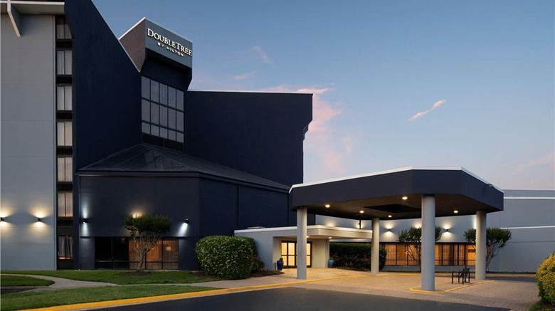 <b>DoubleTree by Hilton Richmond Midlothian Exterior</b>. Images powered by <a href="https://iceportal.shijigroup.com/" title="IcePortal" target="_blank">IcePortal</a>.