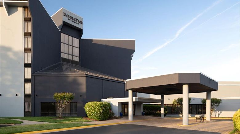 <b>DoubleTree by Hilton Richmond Midlothian Exterior</b>. Images powered by <a href="https://iceportal.shijigroup.com/" title="IcePortal" target="_blank">IcePortal</a>.