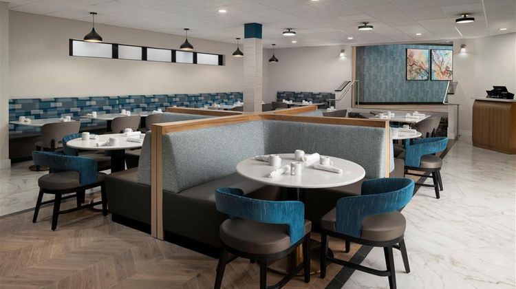 DoubleTree by Hilton Richmond Midlothian Restaurant