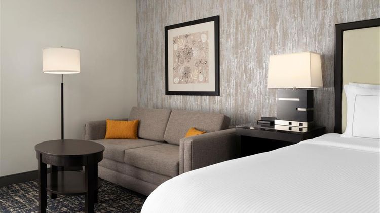DoubleTree by Hilton Richmond Midlothian Room