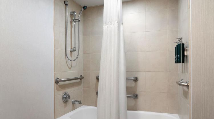 DoubleTree by Hilton Richmond Midlothian Room