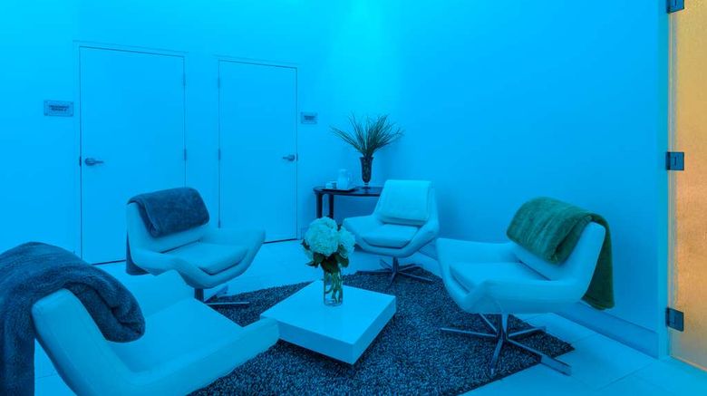 <b>Hilton Richmond Hotel & Spa/Short Pump Spa</b>. Images powered by <a href="https://iceportal.shijigroup.com/" title="IcePortal" target="_blank">IcePortal</a>.