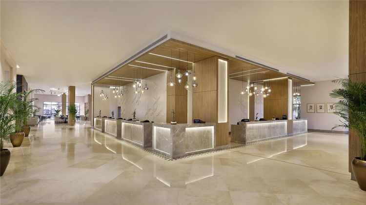 DoubleTree by Hilton Resort & Spa Marjan Lobby