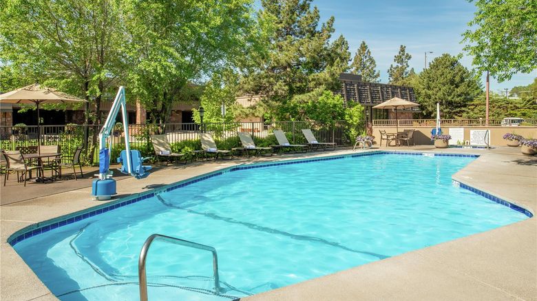 <b>Edgewater Missoula, Tapestry Collection Pool</b>. Images powered by <a href="https://iceportal.shijigroup.com/" title="IcePortal" target="_blank">IcePortal</a>.