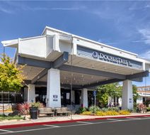 DoubleTree by Hilton Sacramento Exterior