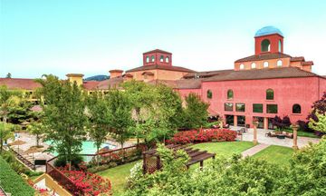 DoubleTree by Hilton Sonoma Wine Country