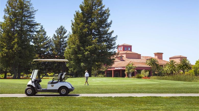 <b>DoubleTree by Hilton Sonoma Wine Country Recreation</b>. Images powered by <a href="https://iceportal.shijigroup.com/" title="IcePortal" target="_blank">IcePortal</a>.