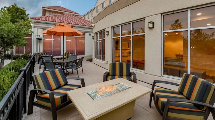 Hilton Garden Inn Reno Exterior