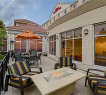 Hilton Garden Inn Reno Exterior