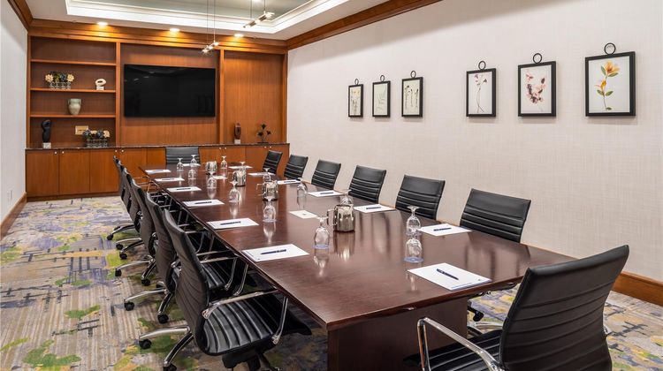 DoubleTree by Hilton Hotel Rochester Meeting