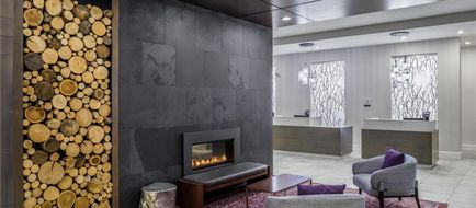 DoubleTree by Hilton Hotel Rochester Lobby