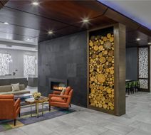 DoubleTree by Hilton Hotel Rochester Lobby