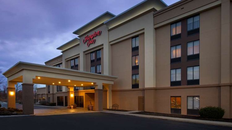 Hampton Inn Rochester-North Exterior