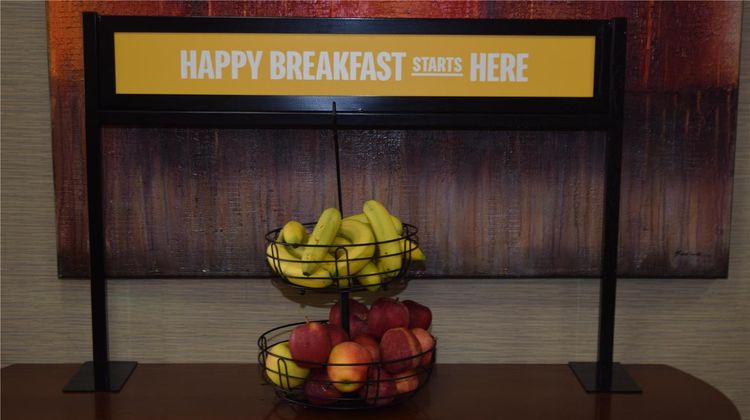 Hampton Inn Rochester-North Restaurant