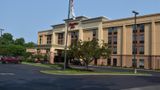 <b>Hampton Inn Rochester-North Exterior</b>. Images powered by <a href="https://iceportal.shijigroup.com/" title="IcePortal" target="_blank">IcePortal</a>.