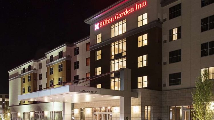 Hilton Garden Inn University/Medical Ctr Exterior