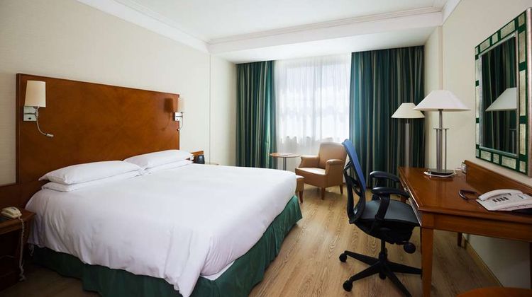 Hilton Rome Airport Room
