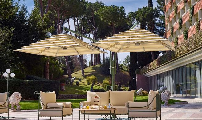 Rome Cavalieri, A Waldorf Astoria Hotel Exterior