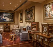 Rome Cavalieri, A Waldorf Astoria Hotel Lobby