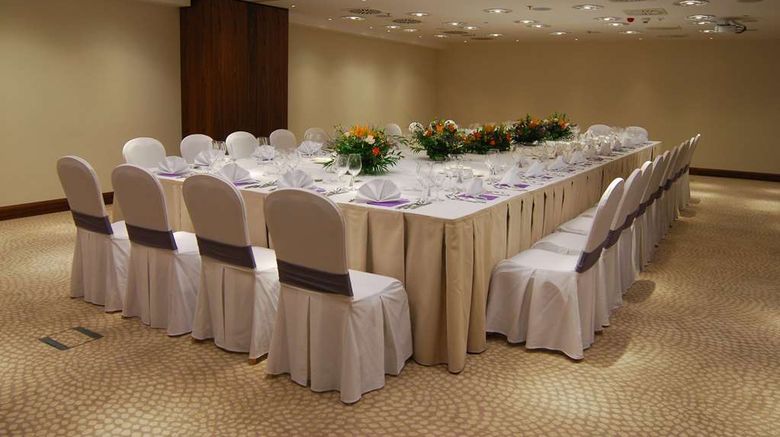 <b>Hilton Garden Inn Rzeszow Meeting</b>. Images powered by <a href="https://iceportal.shijigroup.com/" title="IcePortal" target="_blank">IcePortal</a>.