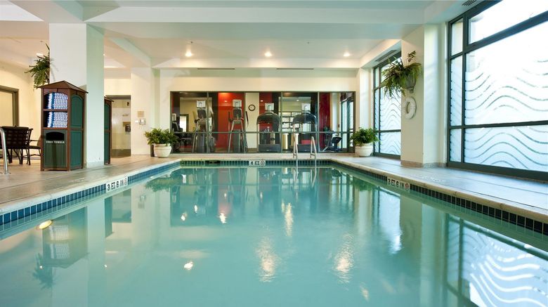 <b>Embassy Suites-Riverfront Promenade Pool</b>. Images powered by <a href="https://iceportal.shijigroup.com/" title="IcePortal" target="_blank">IcePortal</a>.