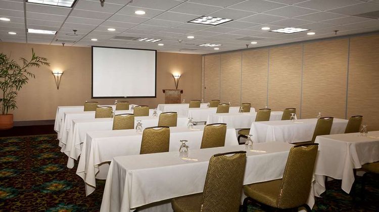 DoubleTree by Hilton Hotel Santa Fe Meeting