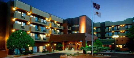 DoubleTree by Hilton Hotel Santa Fe Exterior