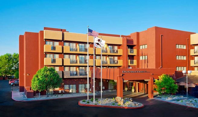 DoubleTree by Hilton Hotel Santa Fe Exterior