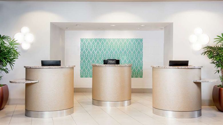 <b>Hilton San Diego Airport/Harbor Island Lobby</b>. Images powered by <a href="https://iceportal.shijigroup.com/" title="IcePortal" target="_blank">IcePortal</a>.