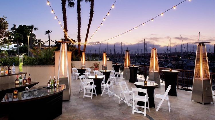 Hilton San Diego Airport/Harbor Island Exterior