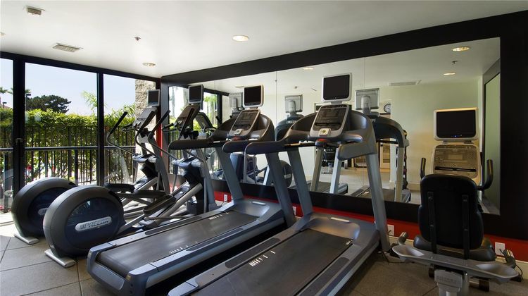 Hilton San Diego Airport/Harbor Island Health