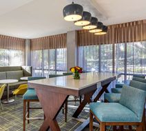 Hampton Inn Carlsbad Lobby