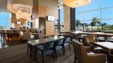 <b>Hilton San Diego Bayfront Lobby</b>. Images powered by <a href="https://iceportal.shijigroup.com/" title="IcePortal" target="_blank">IcePortal</a>.
