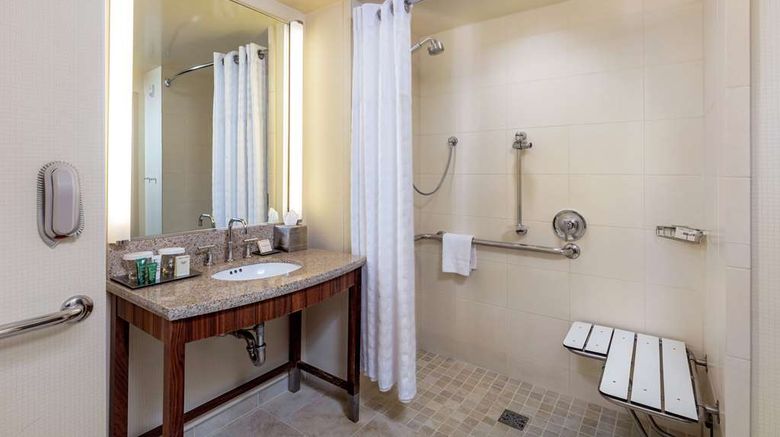 <b>Hilton San Diego Bayfront Room</b>. Images powered by <a href="https://iceportal.shijigroup.com/" title="IcePortal" target="_blank">IcePortal</a>.