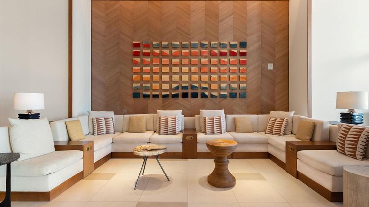 Hilton San Diego Bayfront Lobby