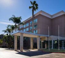 Doubletree by Hilton San Diego-Del Mar Exterior