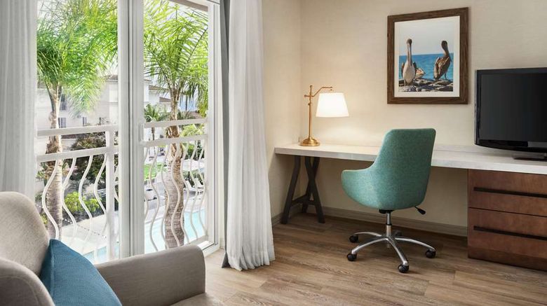 <b>Hilton Garden Inn Carlsbad Beach Room</b>. Images powered by <a href="https://iceportal.shijigroup.com/" title="IcePortal" target="_blank">IcePortal</a>.