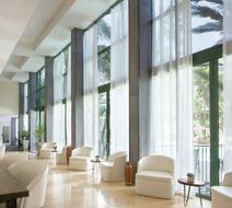 DoubleTree by Hilton Hotel San Diego Lobby
