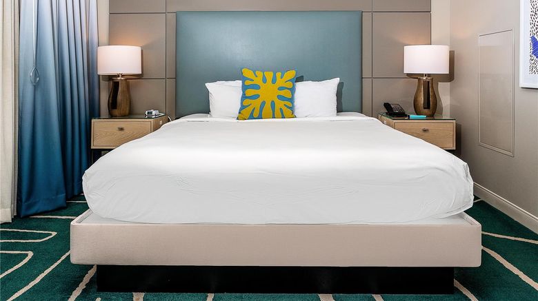 <b>Embassy Suites San Diego Bay Downtown Room</b>. Images powered by <a href="https://iceportal.shijigroup.com/" title="IcePortal" target="_blank">IcePortal</a>.