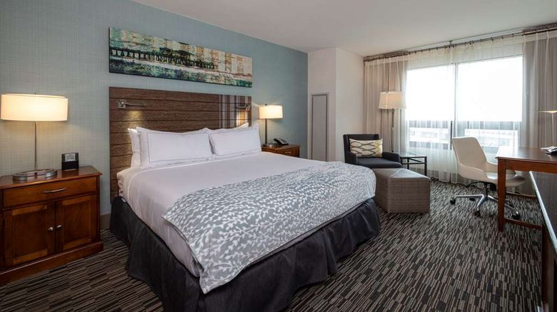 <b>Hilton San Diego Gaslamp Quarter Room</b>. Images powered by <a href="https://iceportal.shijigroup.com/" title="IcePortal" target="_blank">IcePortal</a>.