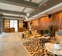 Hilton San Diego Gaslamp Quarter Lobby