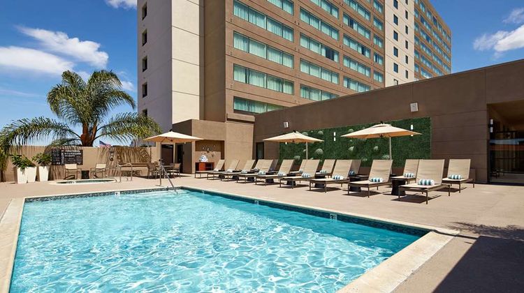 Hilton San Diego Mission Valley Pool