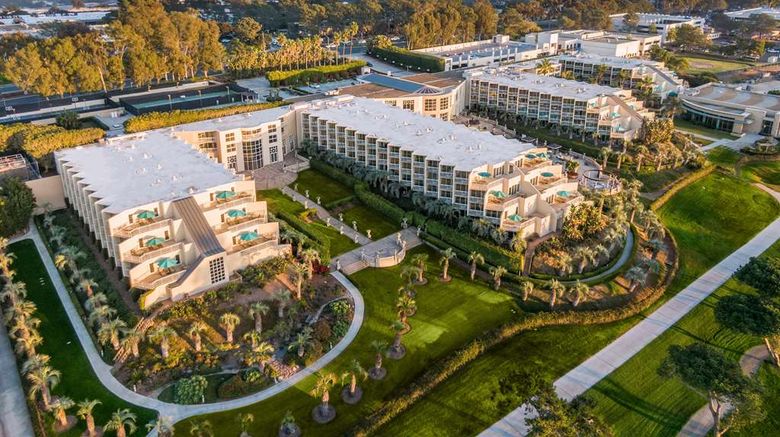 <b>Hilton La Jolla Torrey Pines Exterior</b>. Images powered by <a href="https://iceportal.shijigroup.com/" title="IcePortal" target="_blank">IcePortal</a>.
