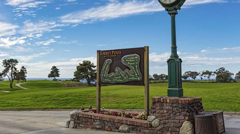 <b>Hilton La Jolla Torrey Pines Golf</b>. Images powered by <a href="https://iceportal.shijigroup.com/" title="IcePortal" target="_blank">IcePortal</a>.
