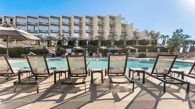 Hilton La Jolla Torrey Pines Pool