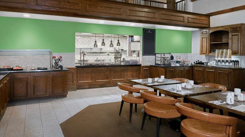 <b>Hilton Garden Inn San Antonio Airport Restaurant</b>. Images powered by <a href="https://iceportal.shijigroup.com/" title="IcePortal" target="_blank">IcePortal</a>.