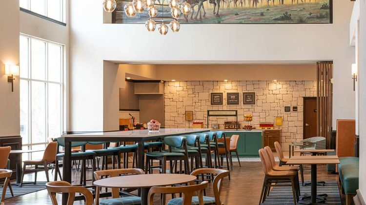 Hampton Inn & Suites Boerne Lobby