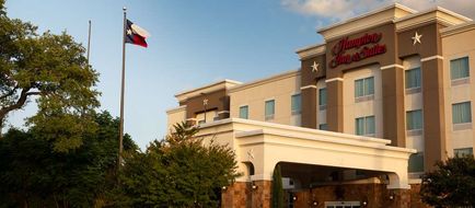 Hampton Inn & Suites Boerne Exterior