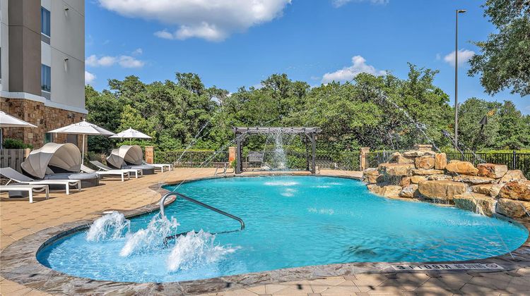 Hampton Inn & Suites Boerne Pool