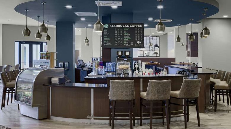 <b>DoubleTree Hotel San Antonio Downtown Restaurant</b>. Images powered by <a href="https://iceportal.shijigroup.com/" title="IcePortal" target="_blank">IcePortal</a>.